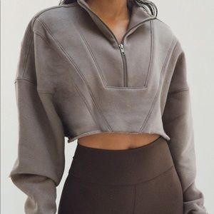 HALF ZIP CROP PULLOVER by Joah Brown